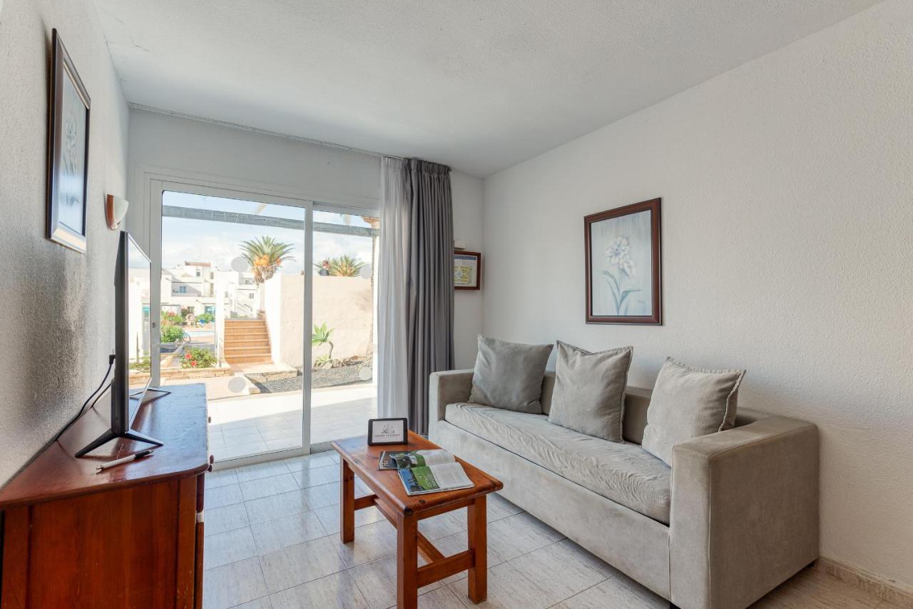 Apartamento 1 Con Terraza Y Piscina En Corralejo Appartement Buitenkant foto